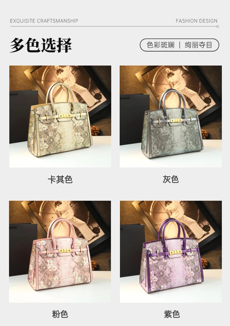 The new handbag is a fashionable and light luxury platinum bag