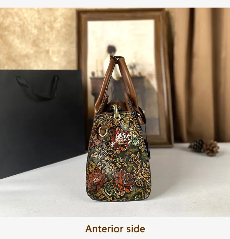 New high-end women's bag.