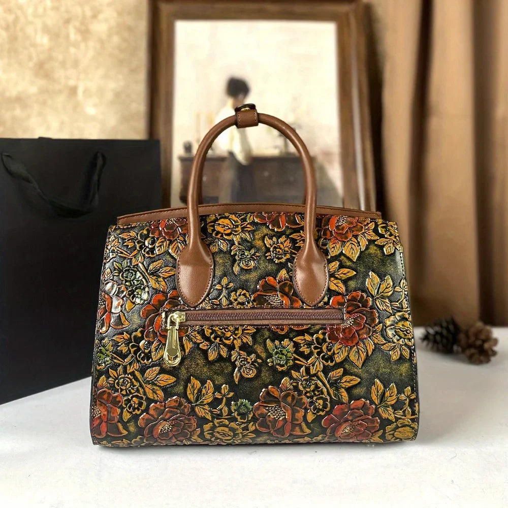 New high-end women's bag.
